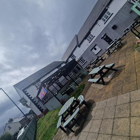 ホテル The Norfolk Arms, Chapeltown シェフィールド エクステリア 写真
